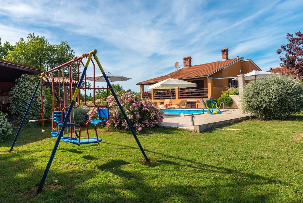 Вілла Hacienda Rosemary Muntic Екстер'єр фото